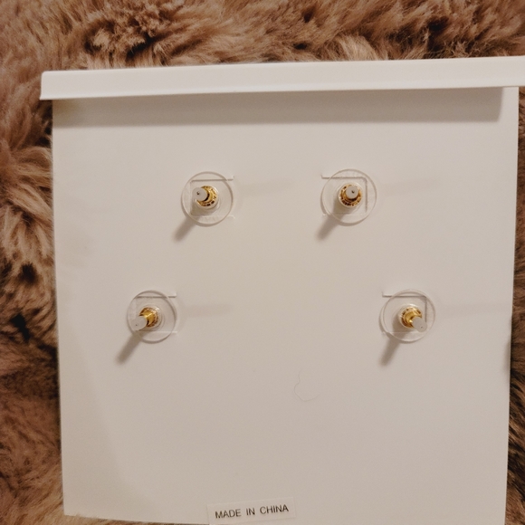 BaubleBar Earrings Set - Picture 3 of 4